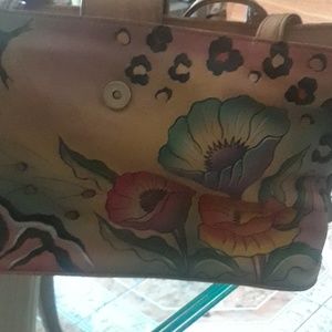 ANUSCHUKA LEATHER HANDBAG